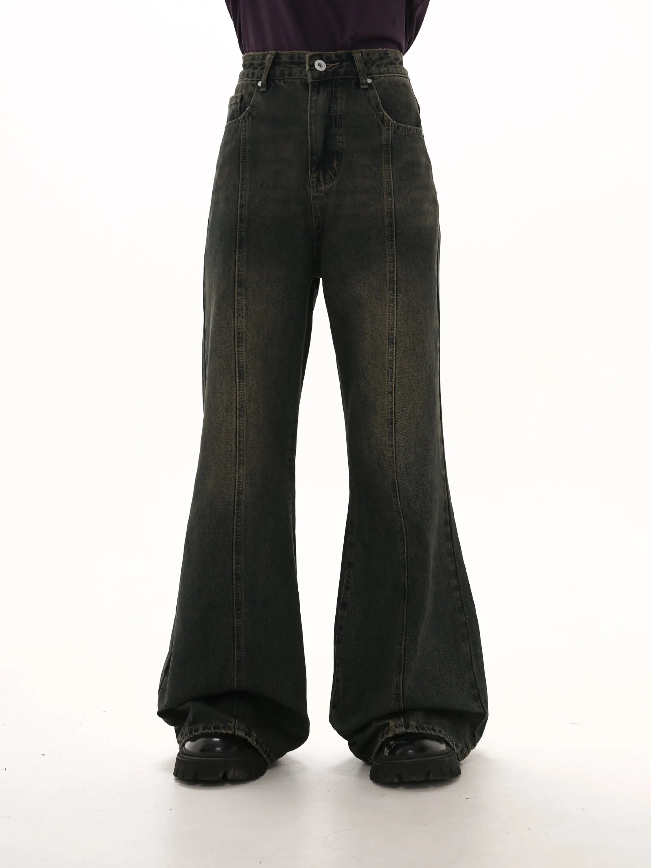 Damaged Bootcut Jeans