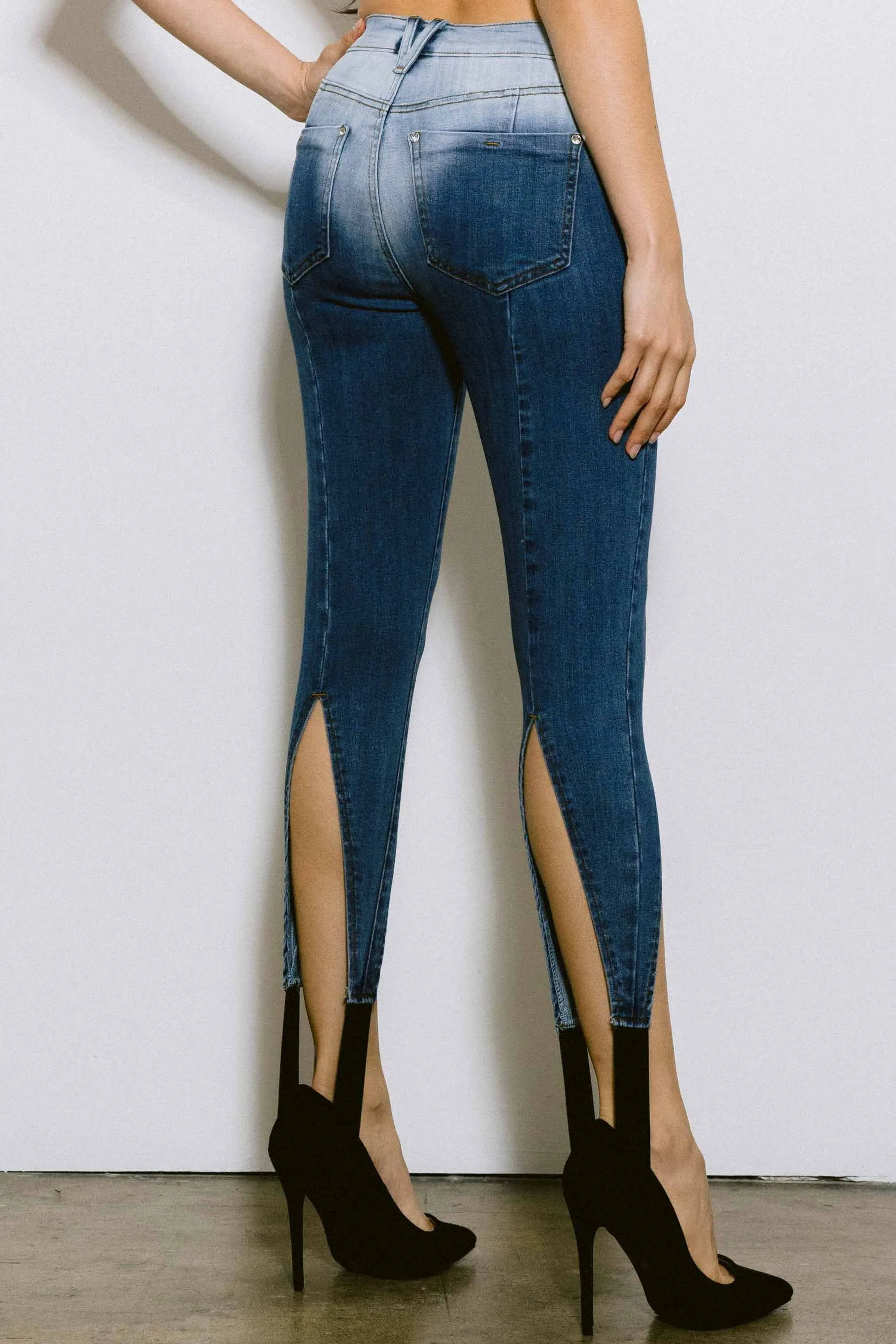 V Shape Stirrup Skinny Jeans